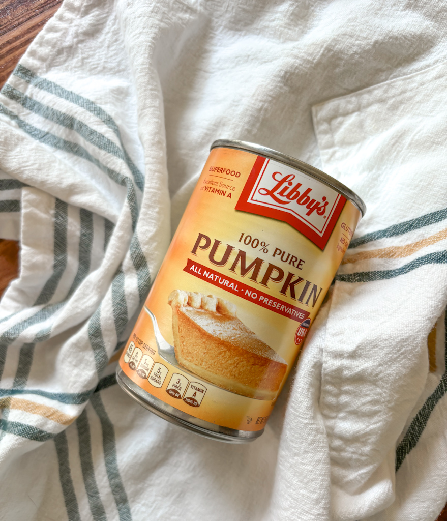 Can of libby’s pure pumpkin 