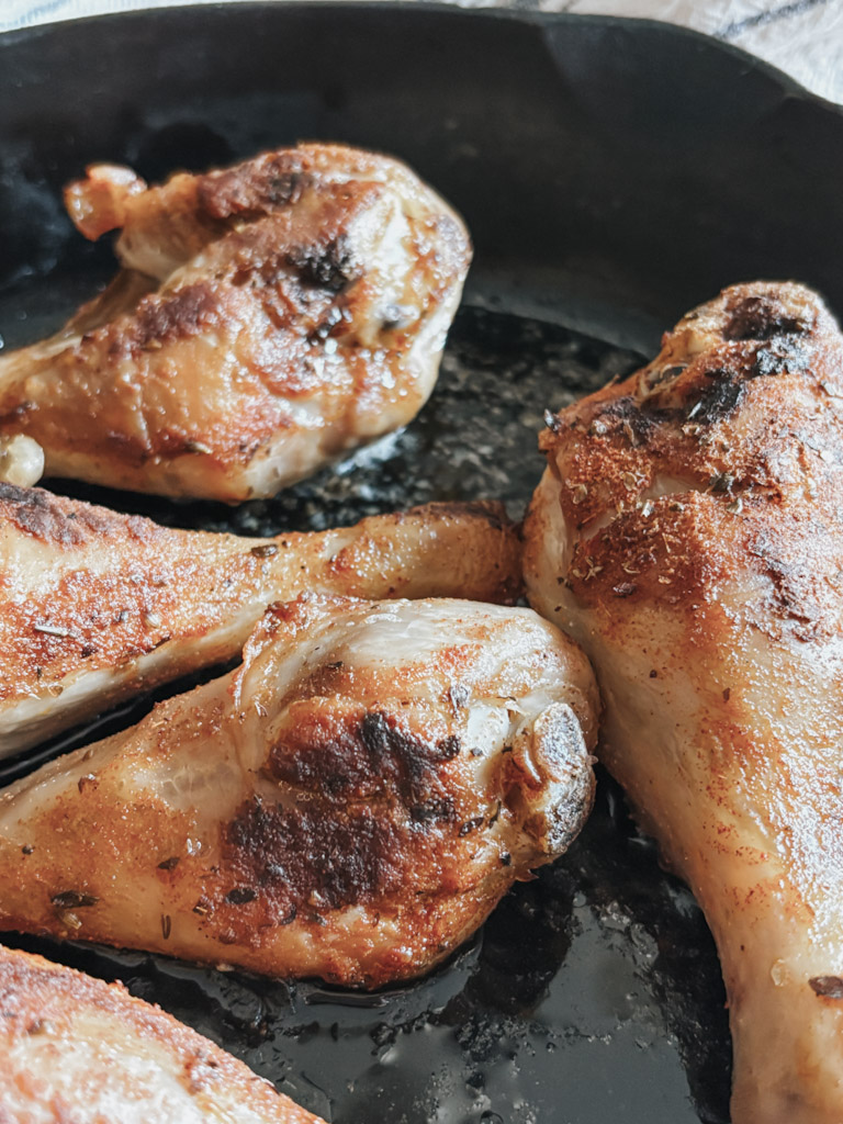 Simple Skillet Chicken Drumsticks Recipe